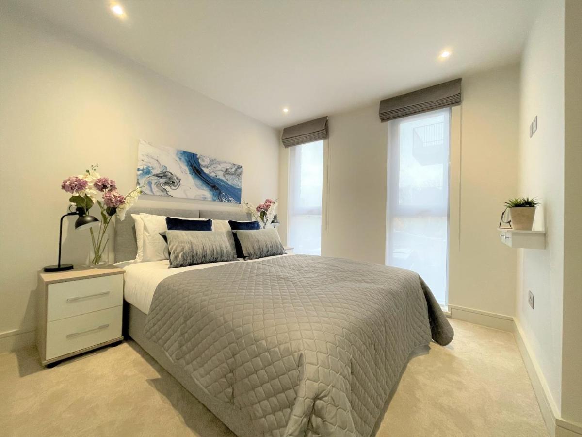 Spectacular 2 Bedroom Apartment In Great Location Sheffield Luaran gambar